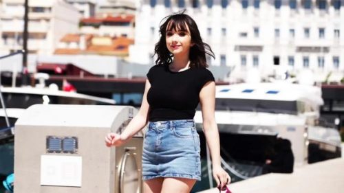 Abby, 20 years old, dreamed of a very military fuck