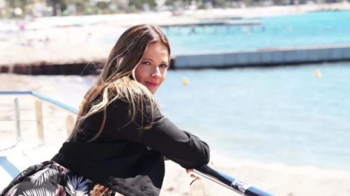 Alicia, 32 years old, ready-to-wear saleswoman in Nîmes